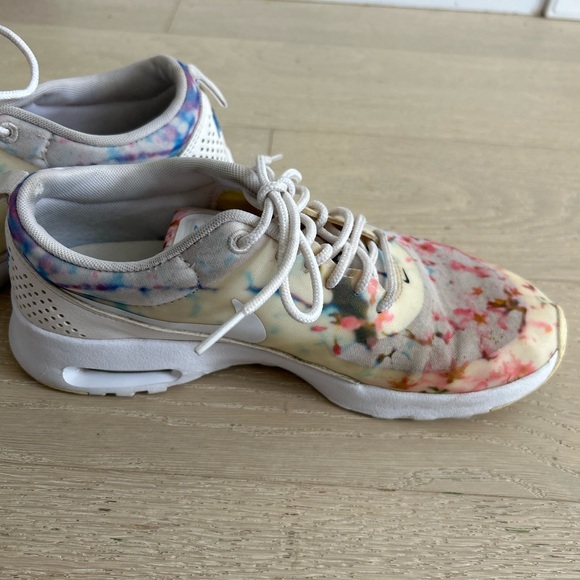 Nike Cherry Blossom Air Max Women’s runners - Picture 6 of 8